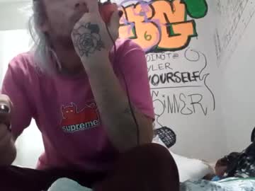 Gothboiplzty cam preview